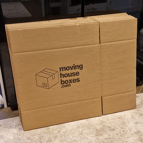 Moving Boxes 50x30x30 at home